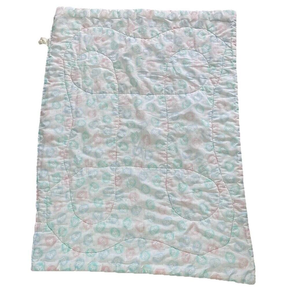 Vintage Cuddle Time Crib Comforter Baby Blanket White Pastel Giraffes Faded